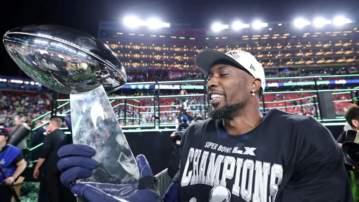 DeMarcus Lawrence’s Super Bowl LX Dilemma: Seahawks Star’s Pregnant Wife, Secret Labor Plan, and the Family-First Story Behind the Game