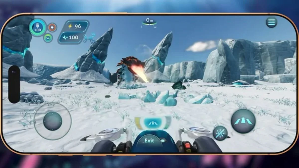 Subnautica: Below Zero mobile gameplay on a smartphone showing the frozen landscape of Planet 4546B and a creature.
