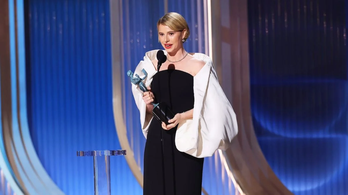 Jessie Buckley Makes SAG Awards History 2026: Emotional ‘Hamnet’ Tribute to Emily Watson Goes Viral