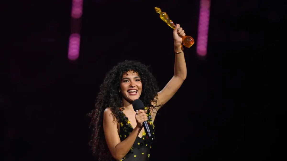 2026 BRIT Awards in Manchester: Olivia Dean’s Historic Wins, Ozzy Osbourne Tribute & Kelly Osbourne’s Powerful Stand Against Body Shaming