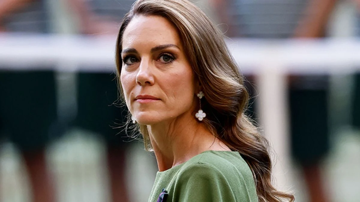 Kate Middleton’s Wimbledon 2026 Body Language Sparks Debate—What Really Happened During Her Family Appearance?