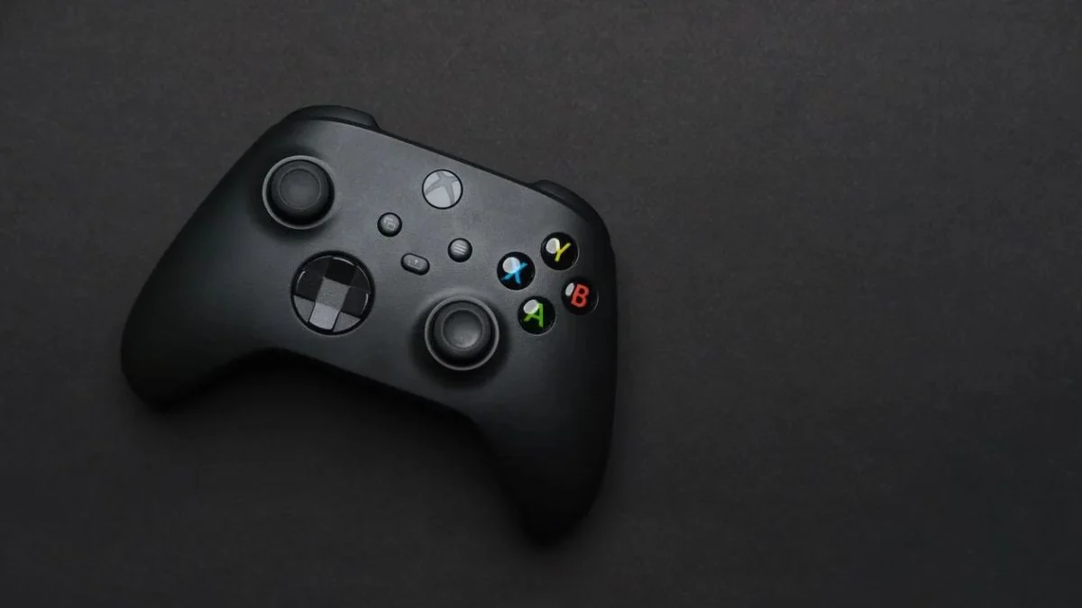 Xbox Manager Brandon Stirrup Says “We’re Using AI” as Gaming Faces a Transparency Debate